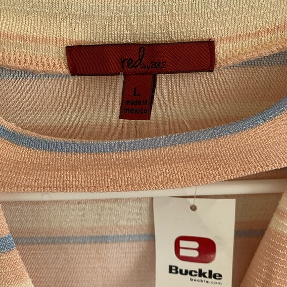 Buckle | BKE | Mock Neck Surplice Top - Picture 6 of 6